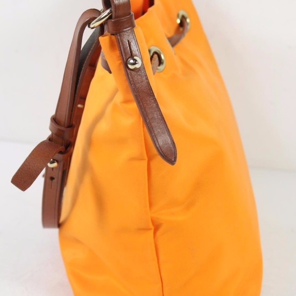 DooneyBourke Nylon Tassel Pull Bucket Shoulder Bag - Picture 4 of 8